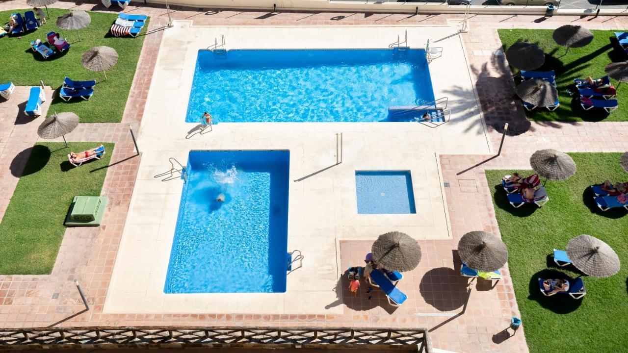 Aloha Apartamentos - Primera Linea De Playa - Vista Al Mar Benalmadena Exterior photo